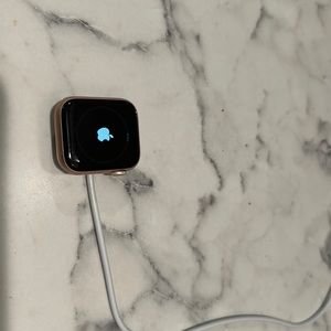 Apple Watch 40mm series 5